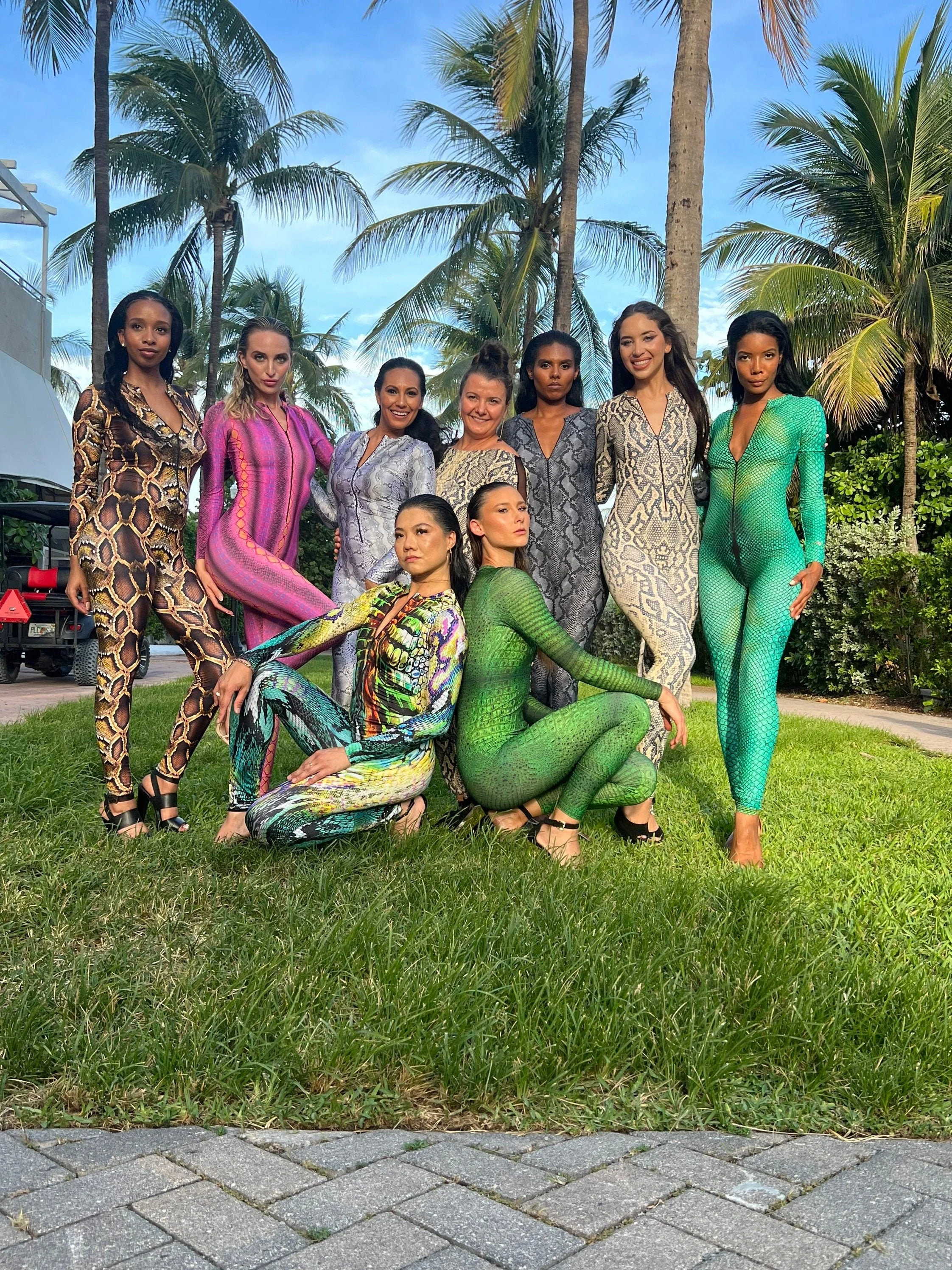 White Snake Print Jumpsuit, Front Zipper Catsuit, Long Sleeve Bodysuit, Water Sports Unitard, Exotic Dancewear, Reptile Pattern Dive Suit - Image 10