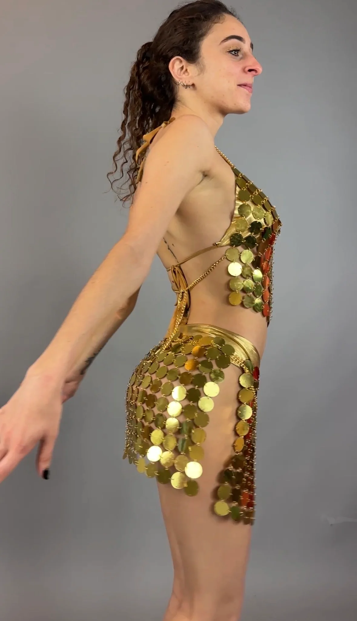 Gold Chain Two-Piece Set, Mirror Disc Crop Top and Skirt, Festival Rave Outfit, Showgirl Costume, Belly Dance Wear, Adjustable Bikini - Image 8