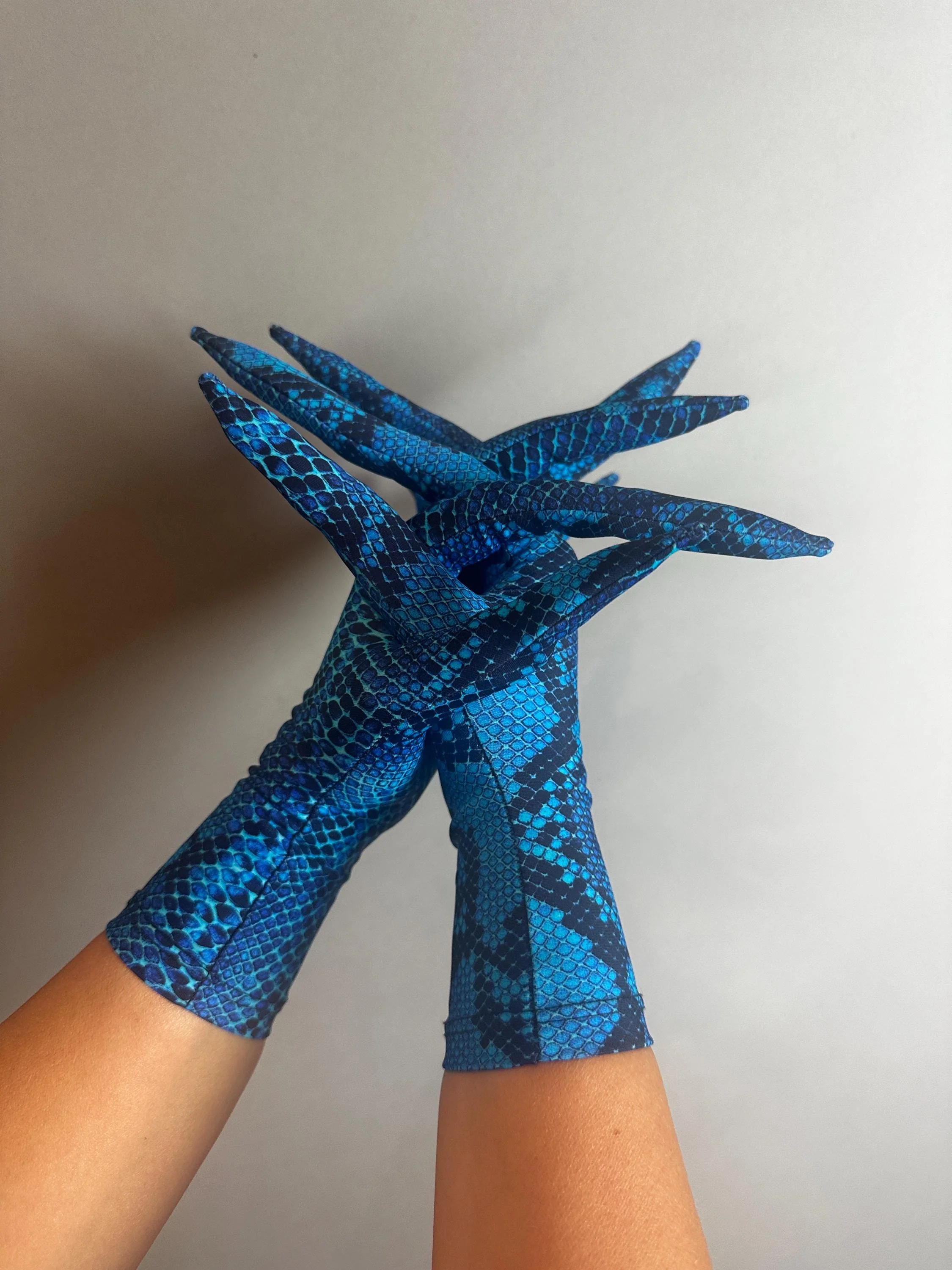 Blue Snake Print Spandex Gloves, Extended Fingertip Theatrical Stage Performance Accessory